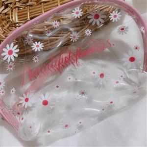 کیف آرایشی بابونه