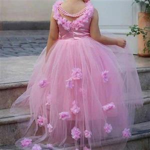 لباس عروس جذاب دنباله دار