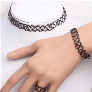 گردنبند  و دستبند سیمی طرح تاتو مشکی