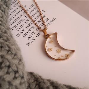 گردنبند ماه رزینی