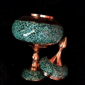 شکلات خوری پایه دار فیروزه کوبی با رنگ ثابت وفیروزه اصل نیشابور 