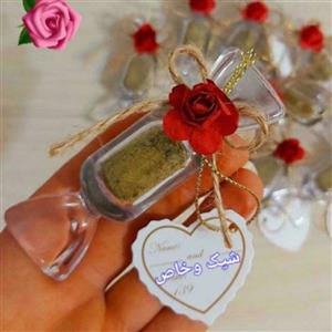 گیفت عروسی و عقد بطری شکلاتی