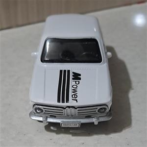 ماشین فلزی BMW قدیمی تمام فلزی عقب کش قدرتی دو درب باز شو