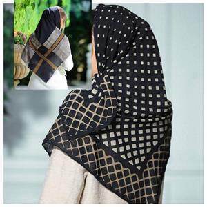 روسری حریر  مشکی کرم دستدوز قواره متوسط