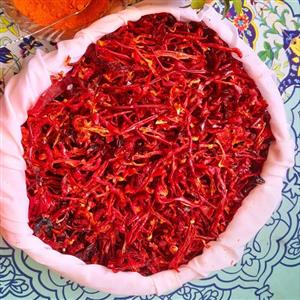 پودر پاپریکا خانگی .خالص ومعطر با رنگ دهی عالی