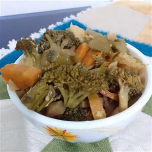ترشی کلم بروکلی خانگی  800 گرمی