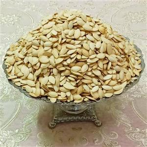 تخمه کدو گوشتی در بسته بندیهای نیم کیلوگرمی
