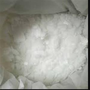 کود پتاس یک کیلویی تولید شده از پتاسیم هیدروکسید مخصوص انواع گیاه شرکت دکتر زندی