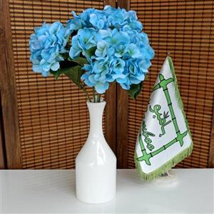 گلدان چینی سفید