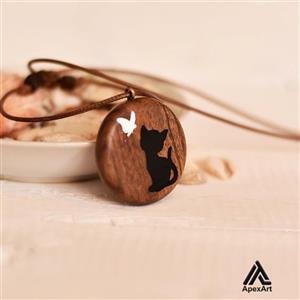 گردنبند رزینی طرح گربه و پروانه