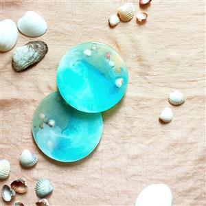 زیرلیوانی  رزینی با طرح دریا به قطر 10 سانت و صدف خای طبیعی