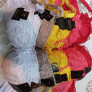 سوتین اسفنجی خارجی 