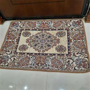 پادری از جنس روفرشی- مخمل زرکدار- وکیل بافت(زرین) یزد- نخودی
