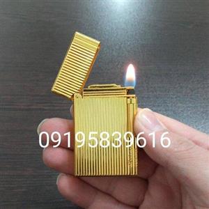 فندک روکش طلا با حک  اسم و شناسنامه بهمراه جعبه چوبی