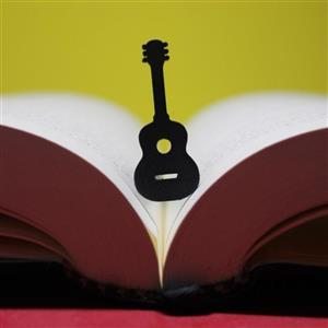نشانگر کتاب بوک مارک طرح گیتار  رنگ مشکی طول 11 سانتی متر
