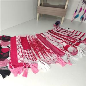 شال رنگ سال نخ پلیسه وارداتی اورجینال منگوله دار