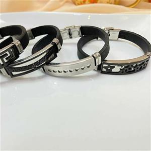 دستبند مردانه  چرم و استیل