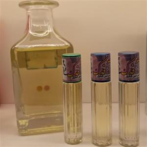 عطر طبیعی گل مریم طبیعت گرم تقریبا 4 گرمی 