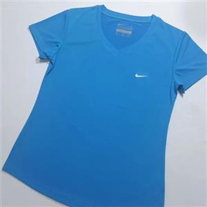 تیشرت ورزشی زنانه ریبوک (Reebok) و نایکی (Nike) 