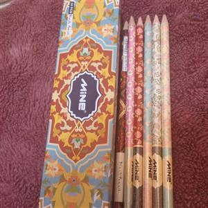 مداد مشکی کلکسیونی mine