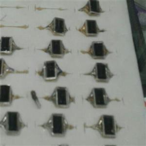 کد344 - انگشتر پسرانه - انگشتر بدل پسرانه - انگشتر نگین مشکی پسرانه - انگشتر مشکی پسرانه - انگشتر بچگانه