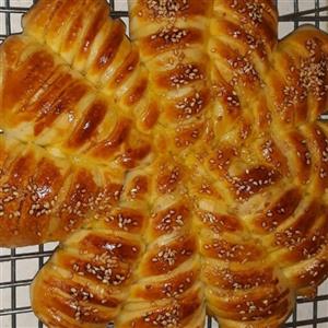 نان پنیر و گردو