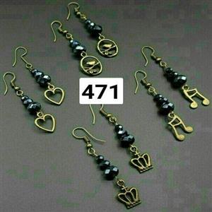 کد376 . گوشواره سواروسکی .گوشواره اویزی . گوشواره آویزی . گوشواره زنانه .