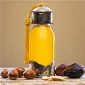 اسانس مایع فندق در جه یک در بسته بندی 100 گرمی