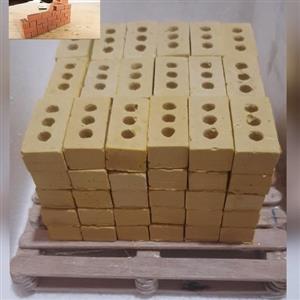 آجر سه گل مینیاتوری رنگ زرد وزن 3گرم طول 3سانت عرض1و5 ارتفاع 1سانت