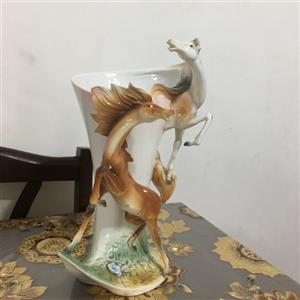 گلدان اسب برجسته(وارداتی)