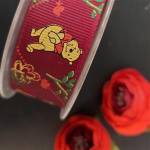 روبان گرگون 3 سانت زرشکی طرح خرس پو