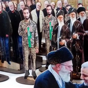 10 عدد تندیس چوبی رومیزی  شهید حججی