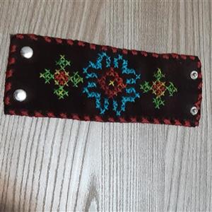 مچ بند،دولایه، چرم طبیعی ،سوزن دوزی دستدوز