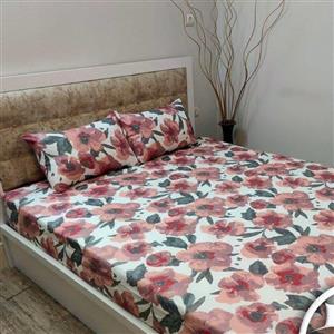 ملحفه کشدار  دو نفره با دو عدد رو بالشتی