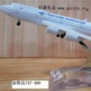 ماکت هواپیما بویینگ 400-747 گارودا ایندونزیا 3765