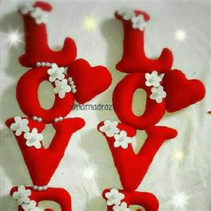 اویز لاو مناسب هدیه دادن