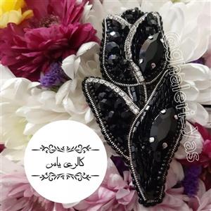 سنجاق سینه لاله