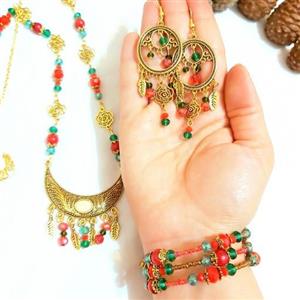 ست گردنبند ( رومانتویی ) دستبند فنری گوشواره دستساز قرمز و سبز زیورآلات زنانه دخترانه ست یلدا
