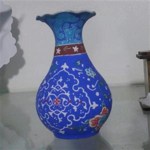 گلدان میناکاری شده اجرای نقوش اسلیمی و هنری 