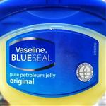 وازلین با رایحه اورجینال مناسب برای درمان خشکی پوست vaseline bluseal pure petroleum jelly original 