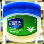 وازلین آلوورا مناسب برای درمان خشکی پوست vaseline aloe vera 