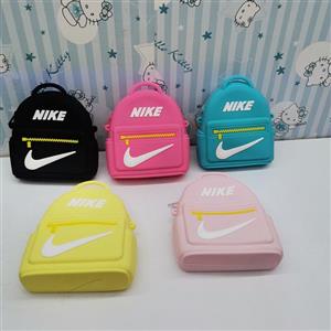 کیف سیلیکونی فانتزی بنددار طرح NIKE در رنگ های مختلف موجودی محدود