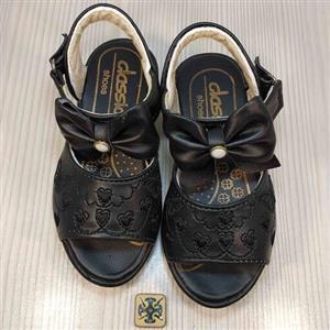 صندل دخترانه مدل CLASBLADM87 سایز 21تا24 رنگ مشکی