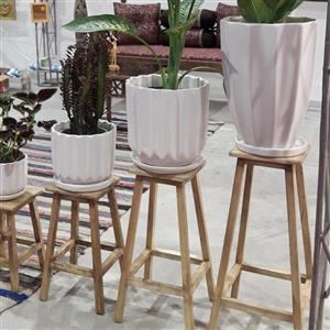 پک چهار پایه چوبی