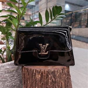 کیف ورنی Lv