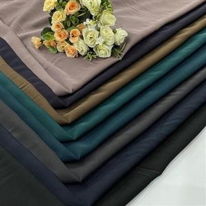 پارچه کرپ ندا مناسب برای مانتو عبایی و کفتان و شومیز و ساحلی و چادری