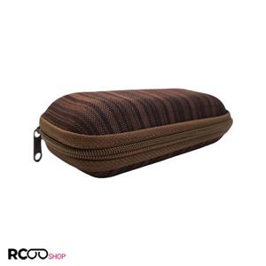 کیف عینک مستطیلی شکل قهوه ای رنگ و زیپ دار مدل 991733