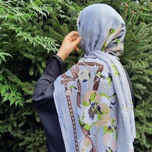 شال نخی  چهار فصل وارداتی  منگوله دار ایستایی خوبی دارهقواره190در80  تک رنگ اسپرت