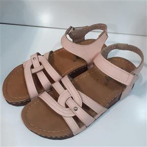 صندل دخترانه صورتی سایز 34_ کیف و کفش آرایه بانو