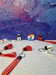 جاکلیدی مدل سیلیکونی طرح دستکش بوکس